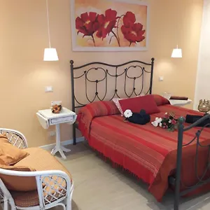 https://la-chicca-pisa.it-tuscanyhotel.com